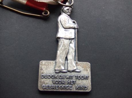 Dudok de Wit alias Kees de Tippelaar wandeltocht voor het gebrekkig kind